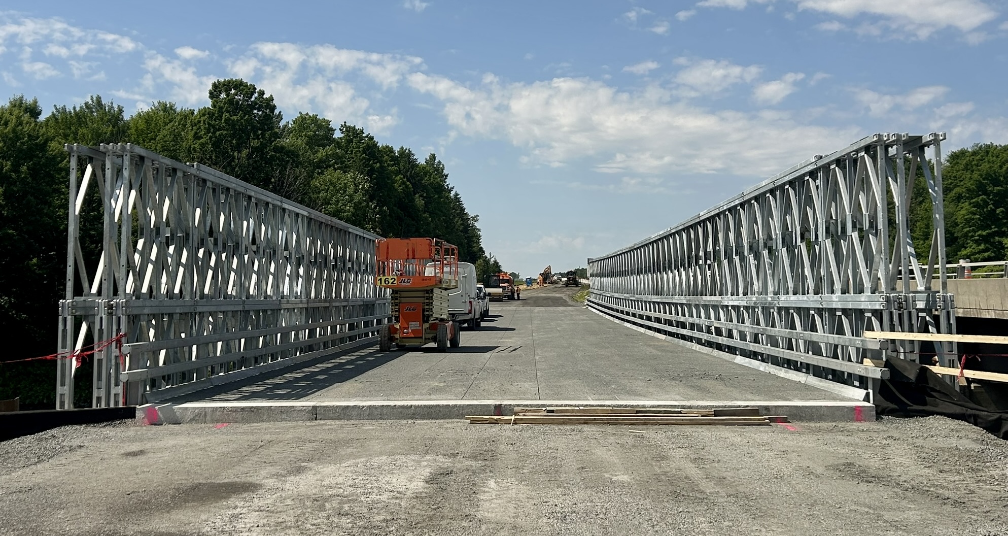End view of Bailey-Bridge-style Modular Bridge System
