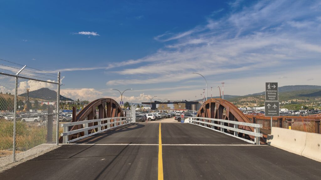 End view of T1000 Bowstring Bolted Truss Bridge