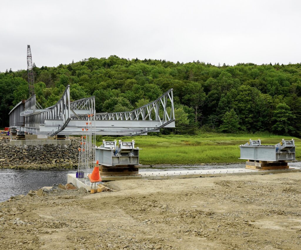 Gallery 1 modular bolted truss bridge