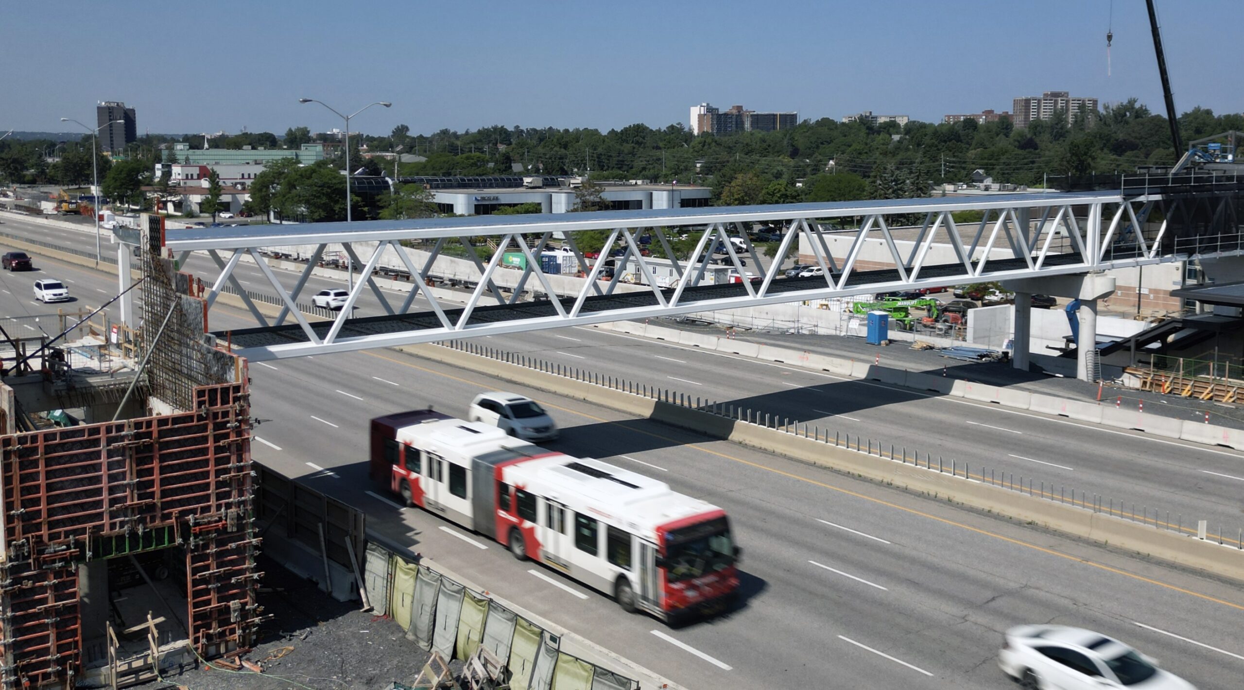 Enclosed pedway pedestrian bridge at Toronto GO Train station
